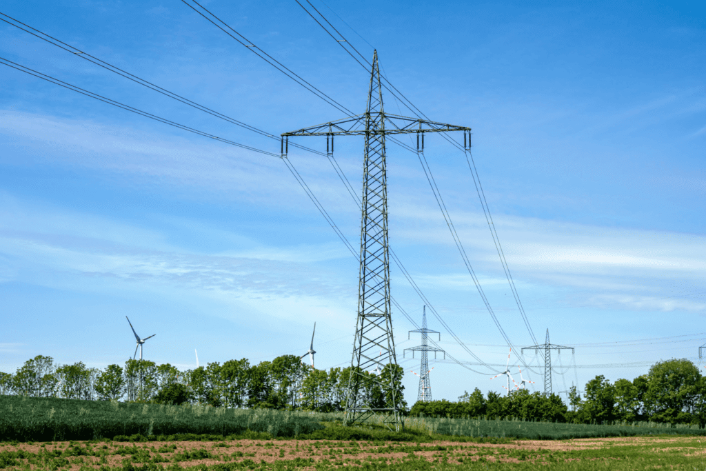 Torre transmissão energia elétrica