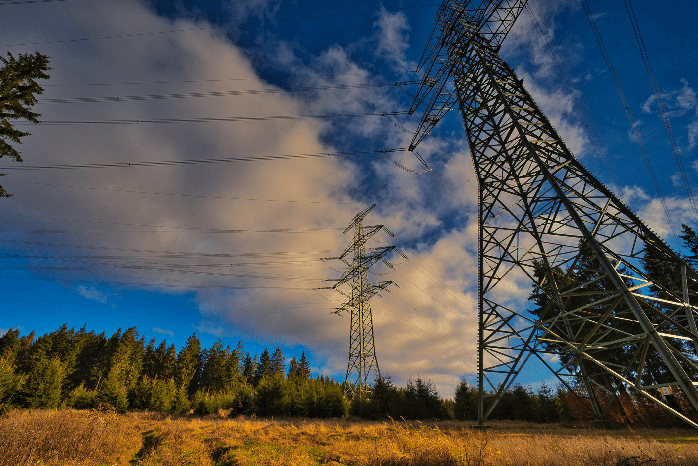 torre transmissao energia eletrica